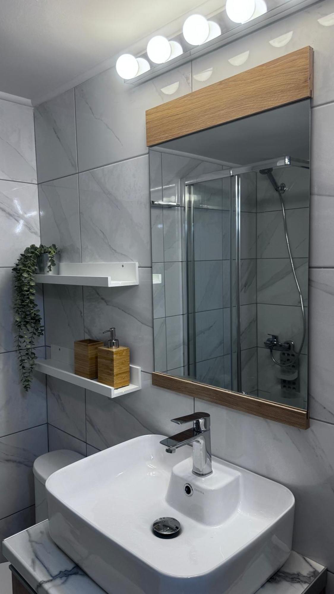 דירות אתונה Urban Breeze Aparment 1 מראה חיצוני תמונה